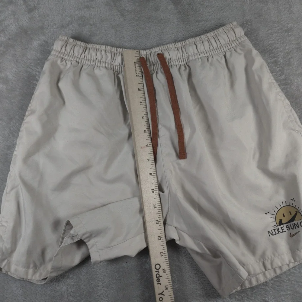 Nike Shorts Men Medium Ivory Sun Club Mesh Lined Running Swim Trunks Embroidered